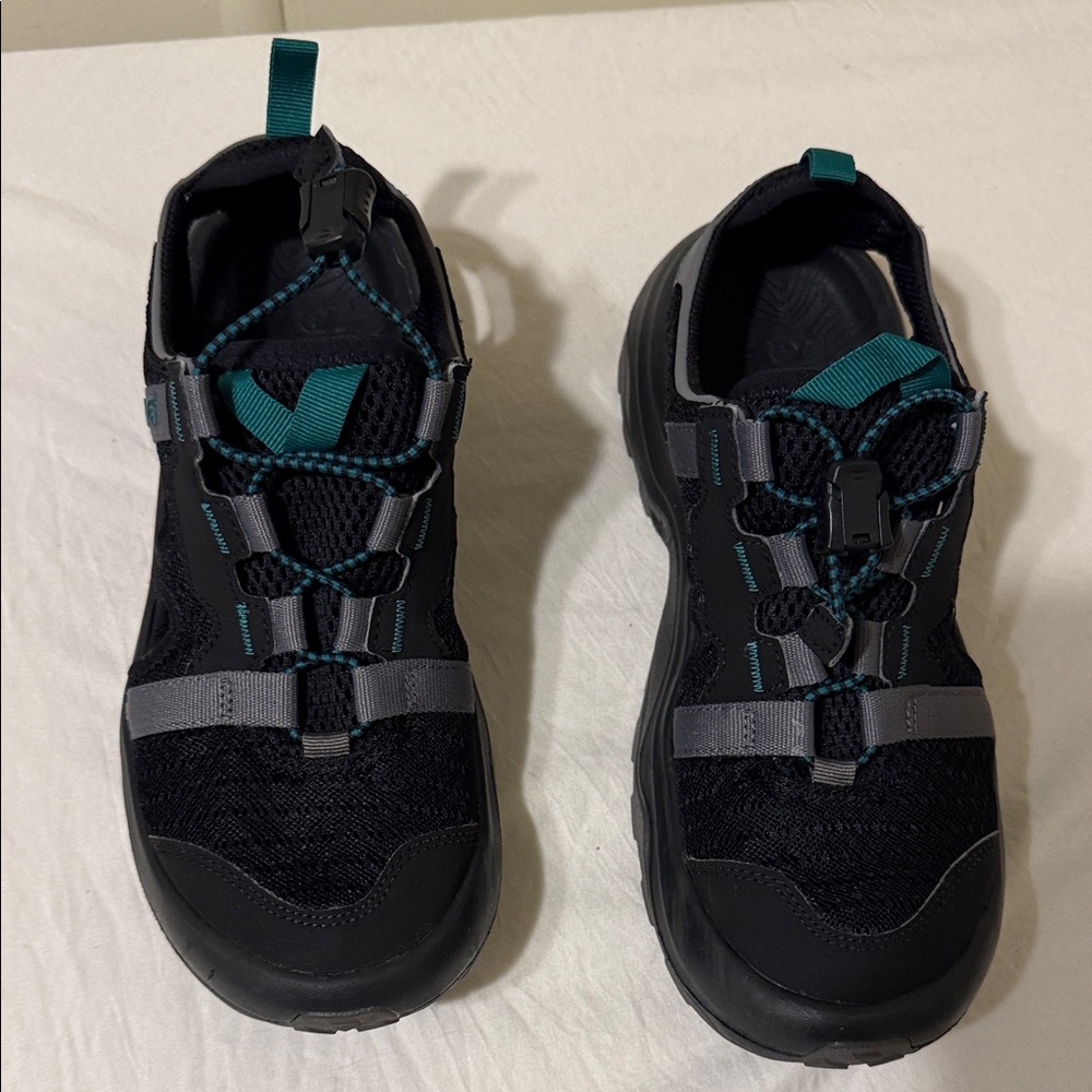 Teva Outflow CT Womens 8 Sandal Closet toe